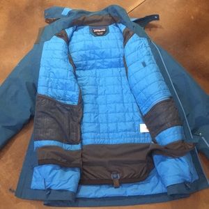 Men’s Patagonia Gore-Tex ski coat size Medium